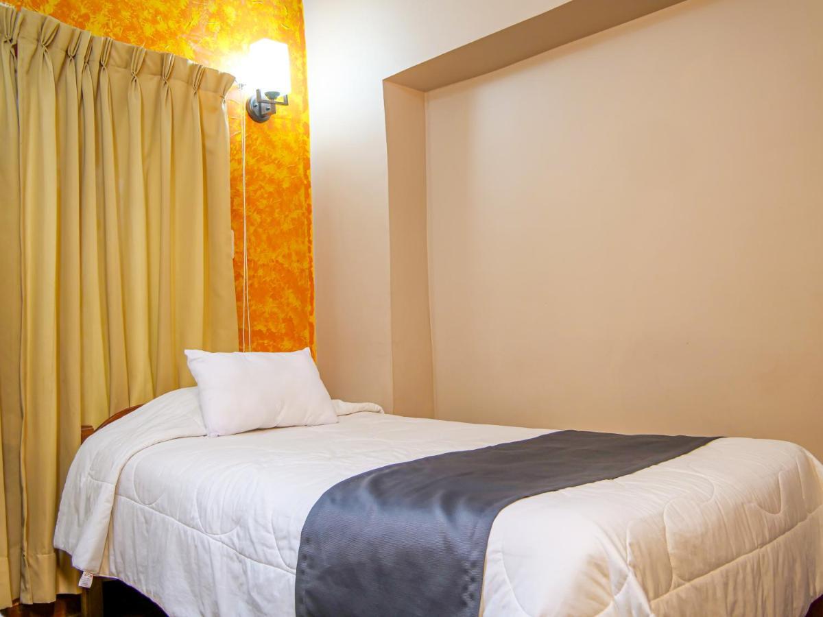 Hotel Guest House Wayra Cusco Bagian luar foto